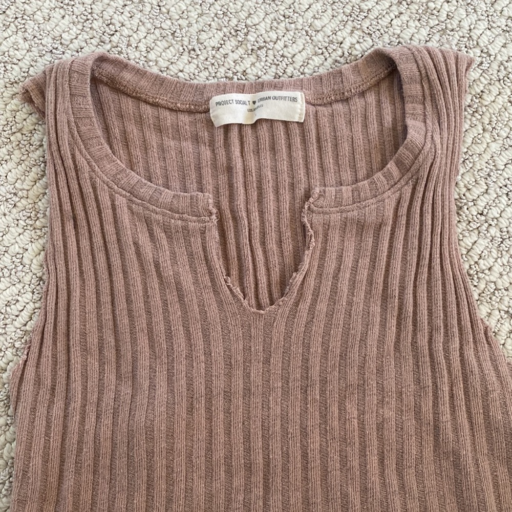Beige Ribbed Crop Top - Picture 2 of 4
